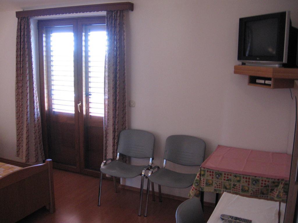 Guest House Caterina Пореч Экстерьер фото