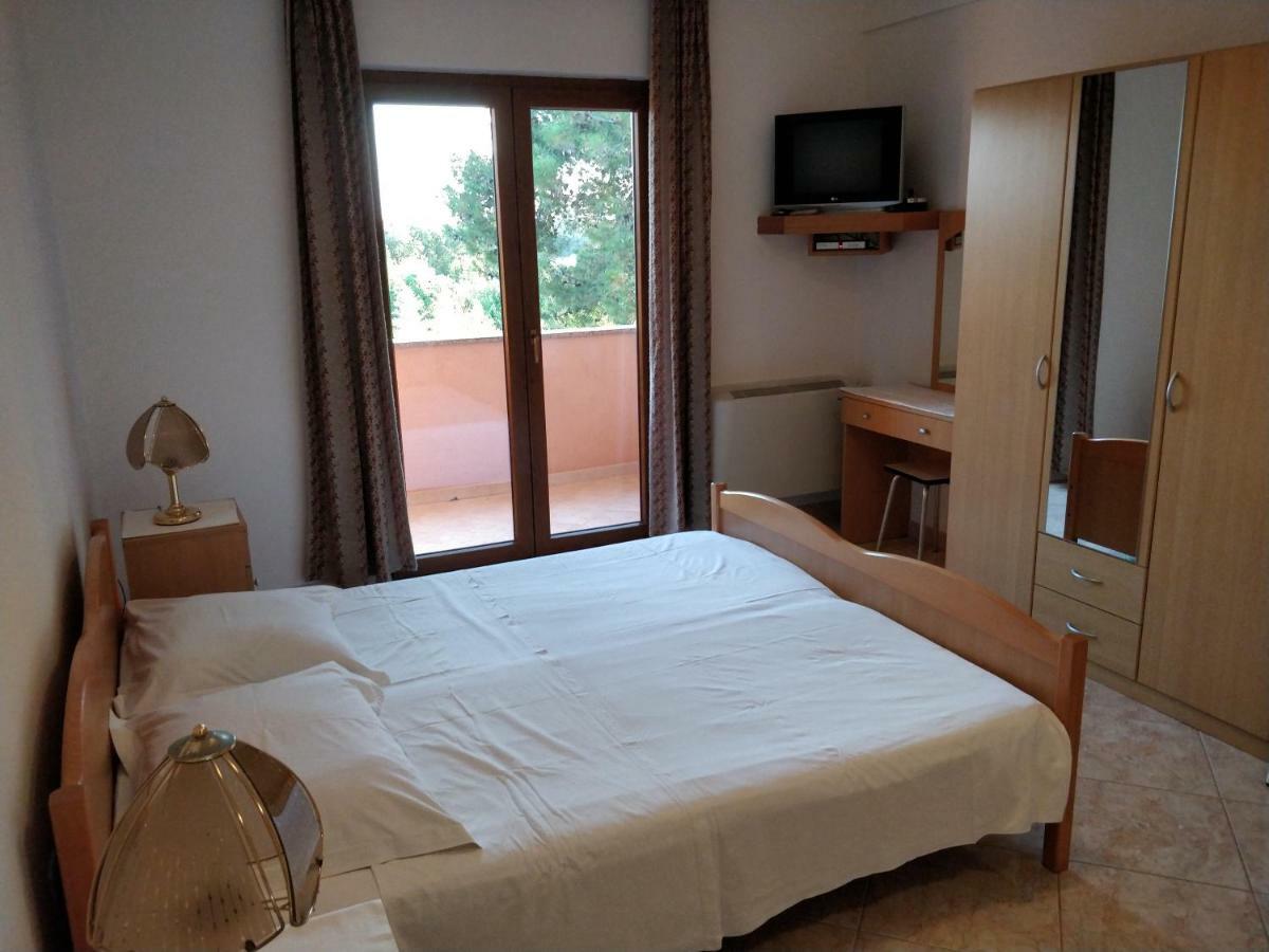 Guest House Caterina Пореч Экстерьер фото